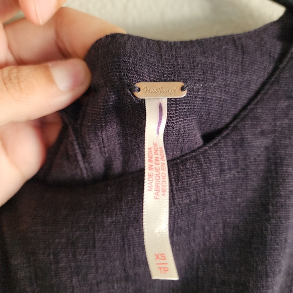 Free People Black Sleeveless Blouse - Picture 5 of 7